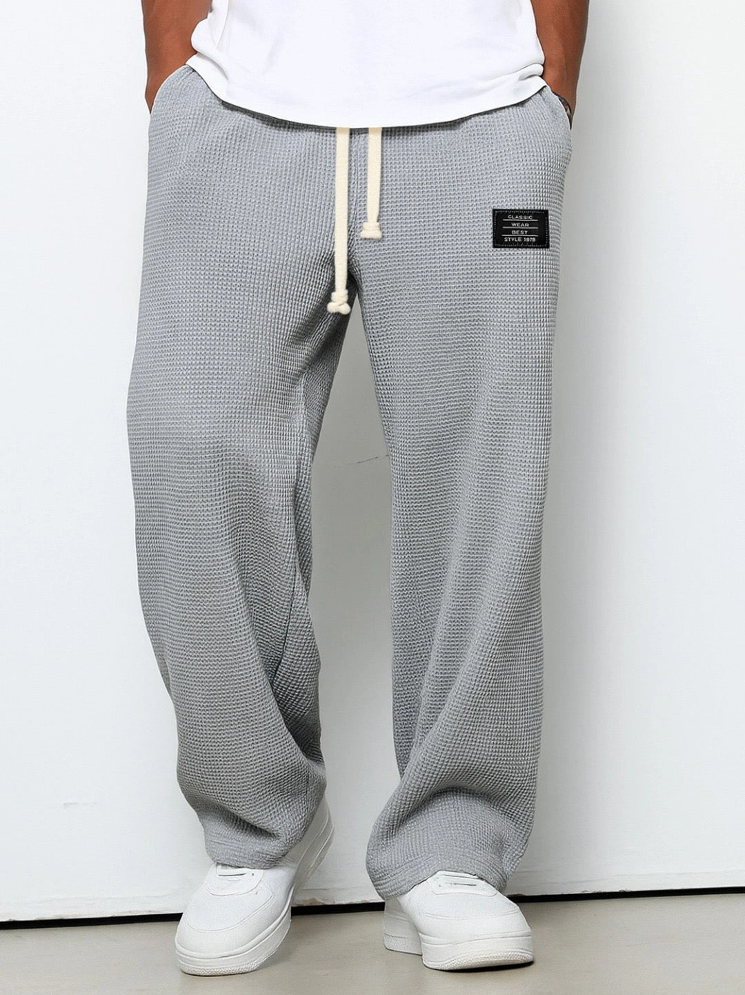 LÉOPOLD | PANTALÓN DE CORTE CÓMODO PARA EL DÍA A DÍA