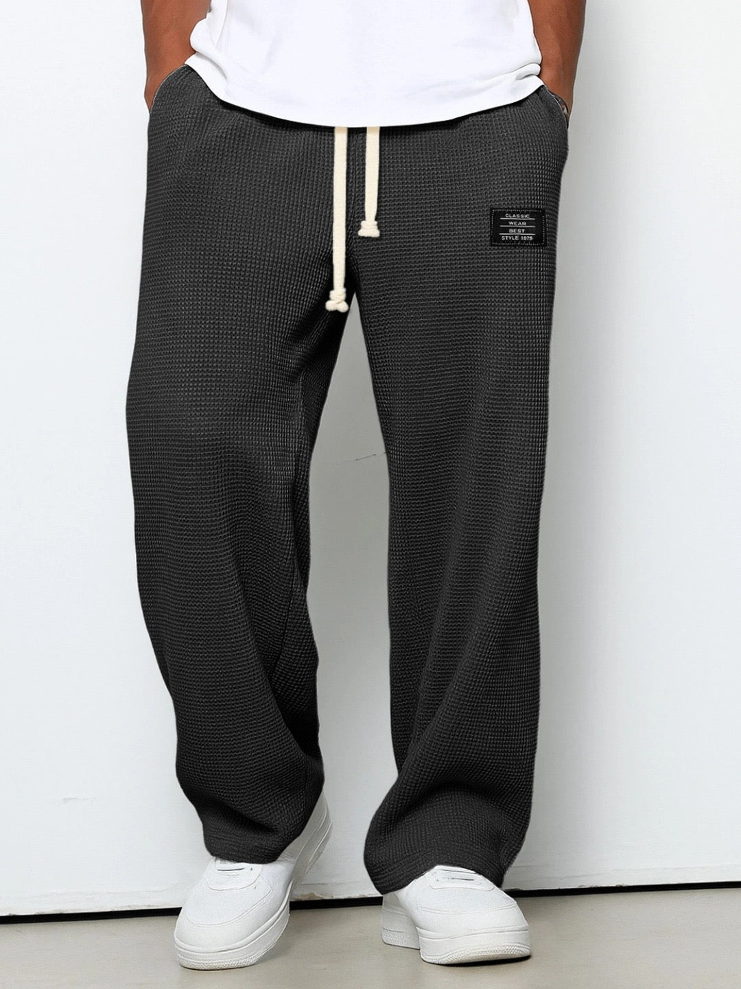 LÉOPOLD | PANTALÓN DE CORTE CÓMODO PARA EL DÍA A DÍA