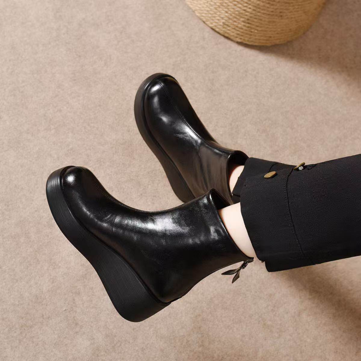 Solange | Botines de cuero con cuña y forro de piel